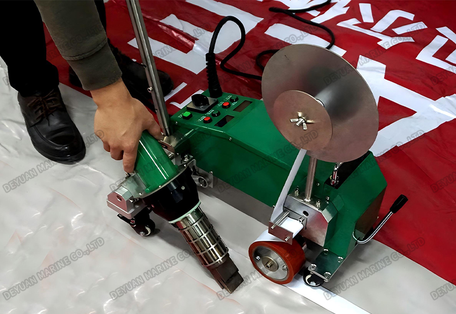 LST-MAT2 Машина для сварки рекламного брезента - DEYUAN MARINE5