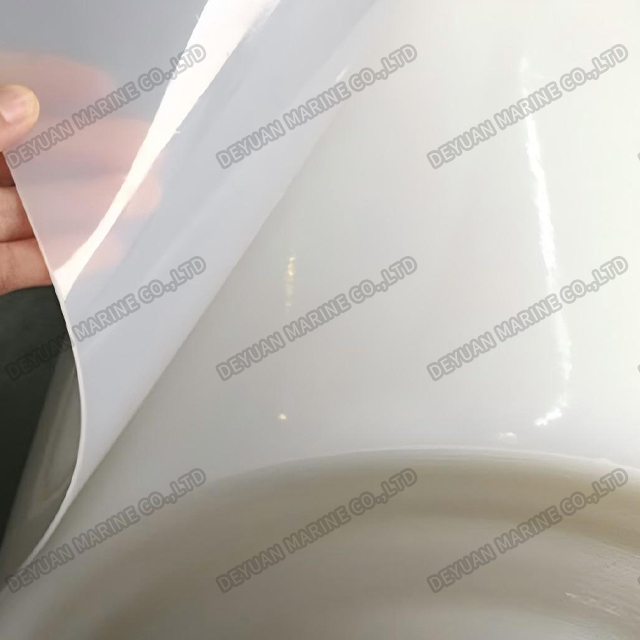 Геомембрана HDPE с гладкой поверхностью