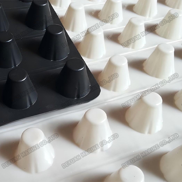 Пластиковая дренажная пластина