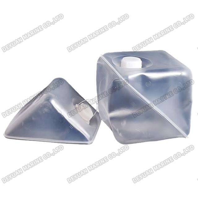 Кубические контейнеры из ПЭВД для пробоотборников нефтепроводов