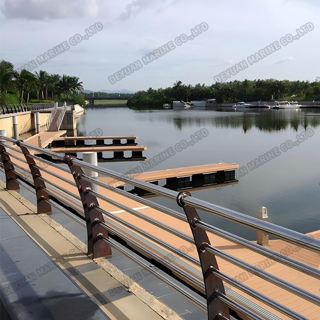 Плавучий мост стальной конструкции