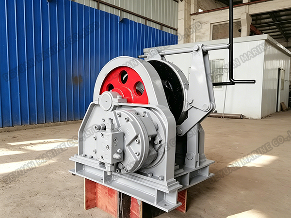 Морской гидравлический брашпиль с одной цепью: новый подход к эффективности рабочих лодок и коммерческих судов