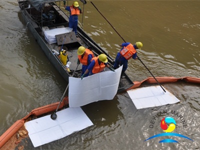 Коврик для поглощения разливов нефти Lakes
